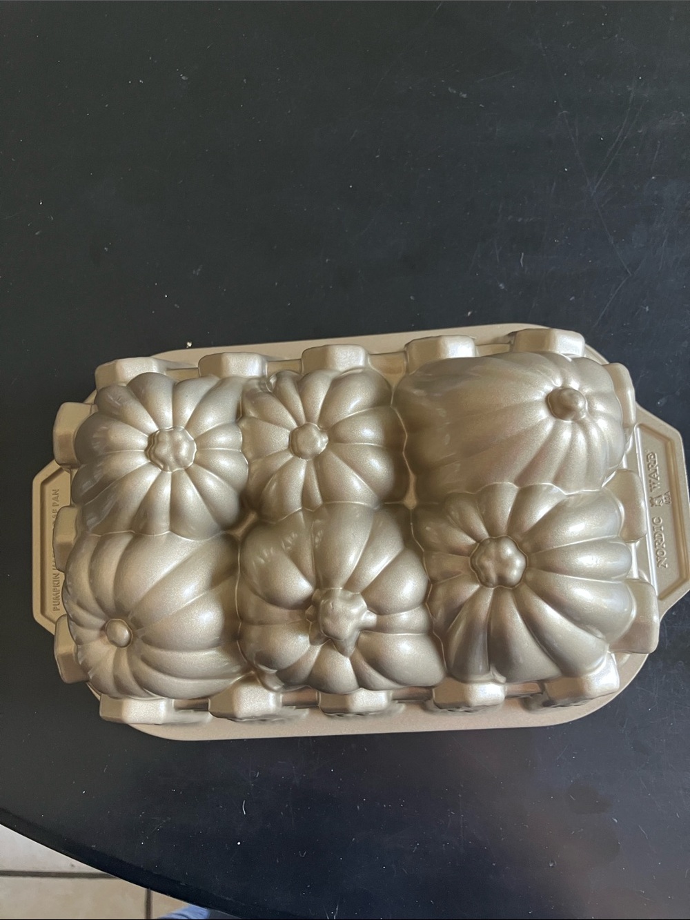 Williams and Sonoma Nordic Ware Metallic Gold Pumpkin  Bundt Pan